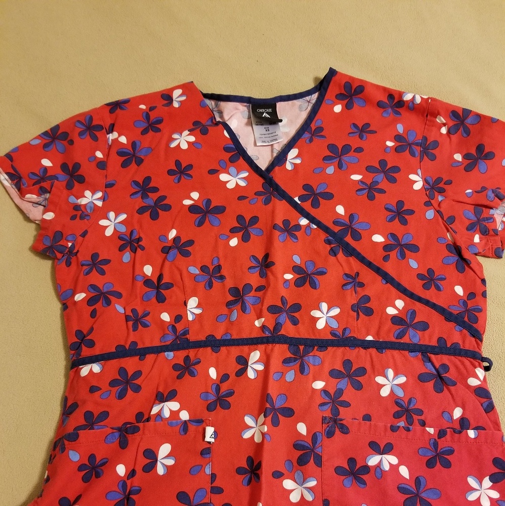 Scrub top